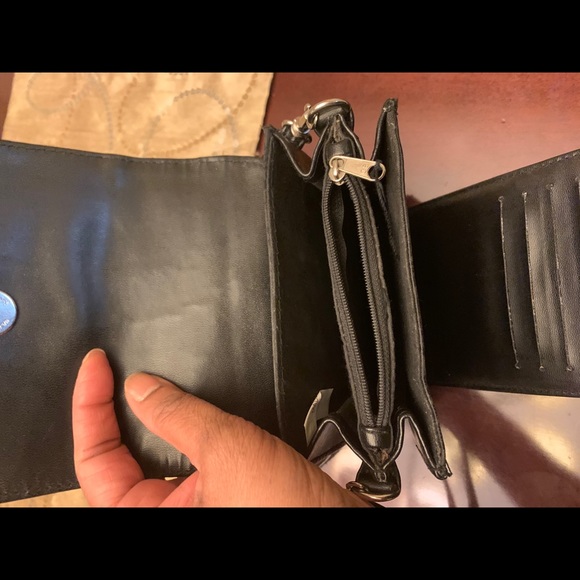 Vintage small crossbody wallet/purse. - Picture 3 of 6